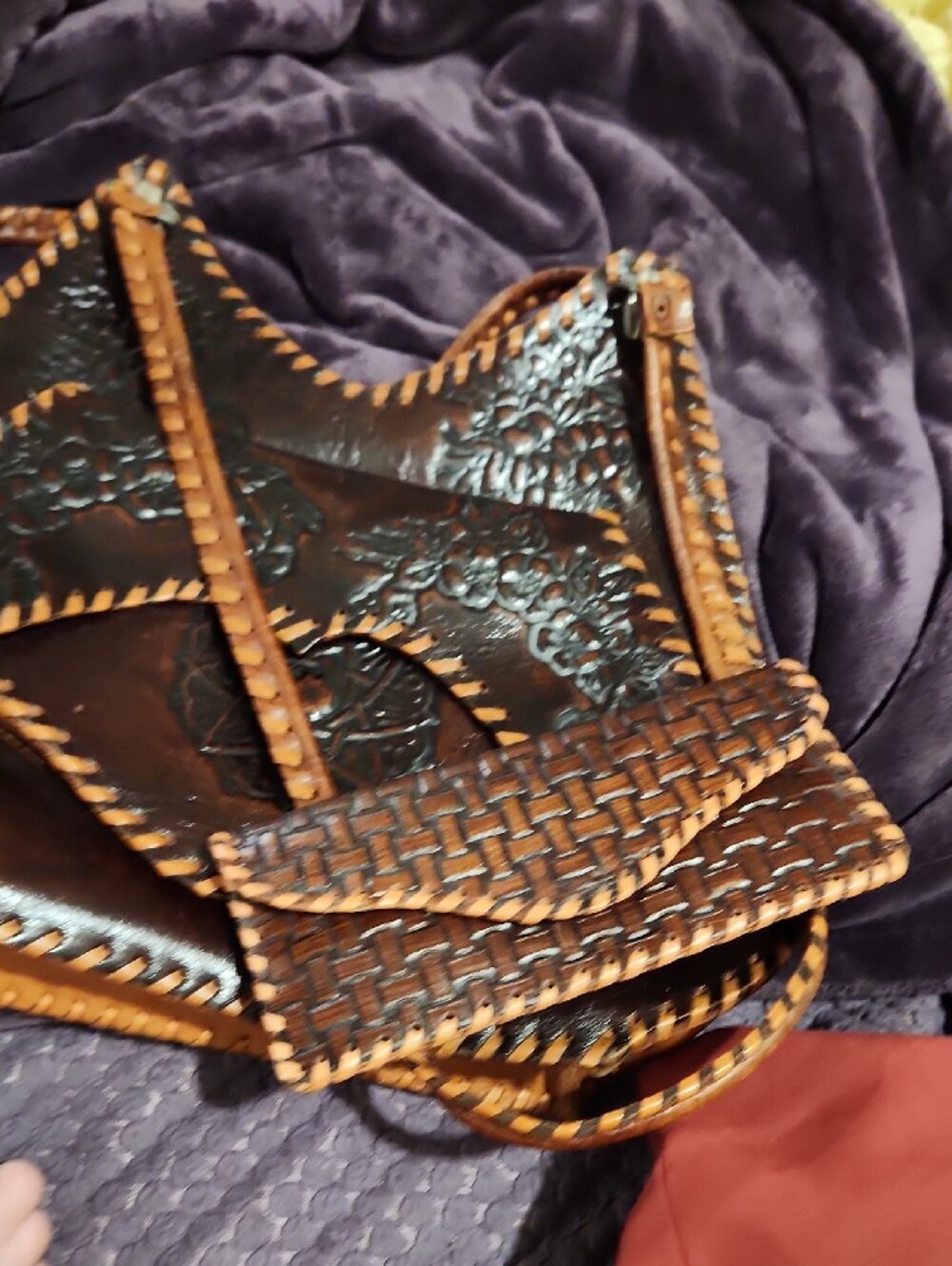 Vintage Handcrafted Brown Embossed Leather Women’s Shoulder Bag and Wallet - Picture 11 of 11